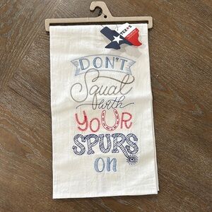 Texas-Themed Kitchen Towel - White and Red